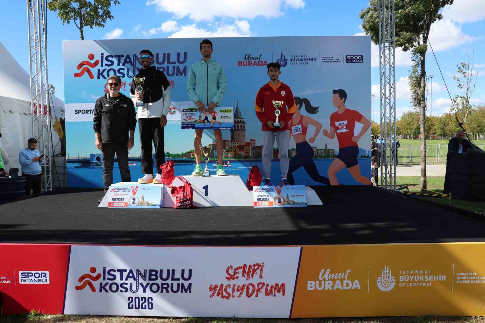 İSTANBUL’U KOŞUYORUM ETKİNLİĞİNİN AVRUPA ETABI YAKLAŞIK 5 BİN 500 KOŞUCUNUN KATILIMIYLA GERÇEKLEŞTİRİLDİ.
