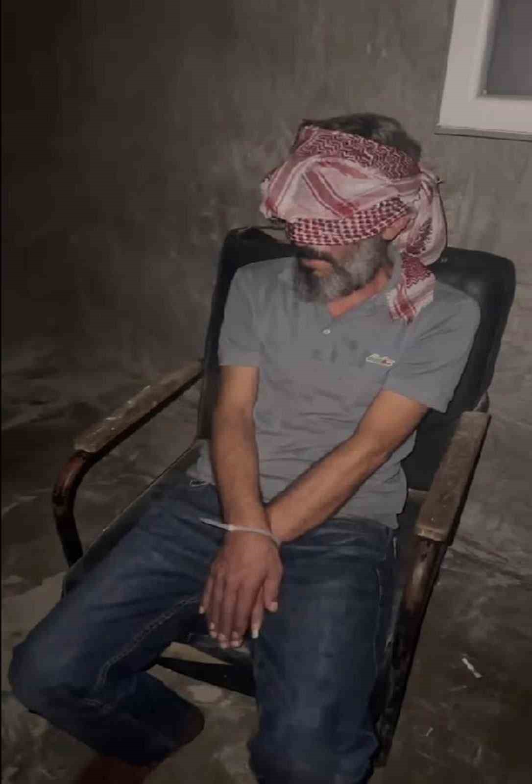 MİLLİ İSTİHBARAT TEŞKİLATI, DÜZENLEDİĞİ OPERASYON İLE REYHANLI’DA 2013 YILINDA 53 KİŞİNİN HAYATINI KAYBETTİĞİ TERÖR SALDIRISININ SURİYELİ FAİLLERİNDEN ÖMER EL-HATİP’İ, DENİZ YOLUYLA AVRUPA’YA KAÇMAK ÜZEREYKEN YAKALADI.