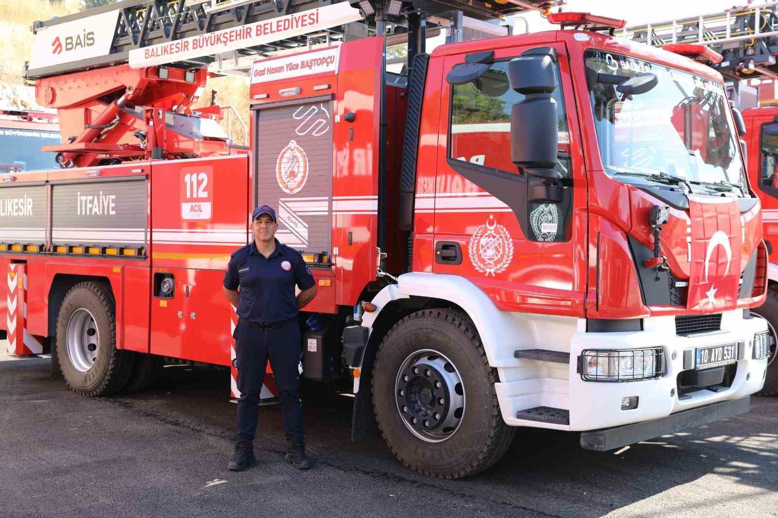 BAŞKAN AKIN’DAN KAHRAMAN İTFAİYECİLERE ANLAMLI JEST