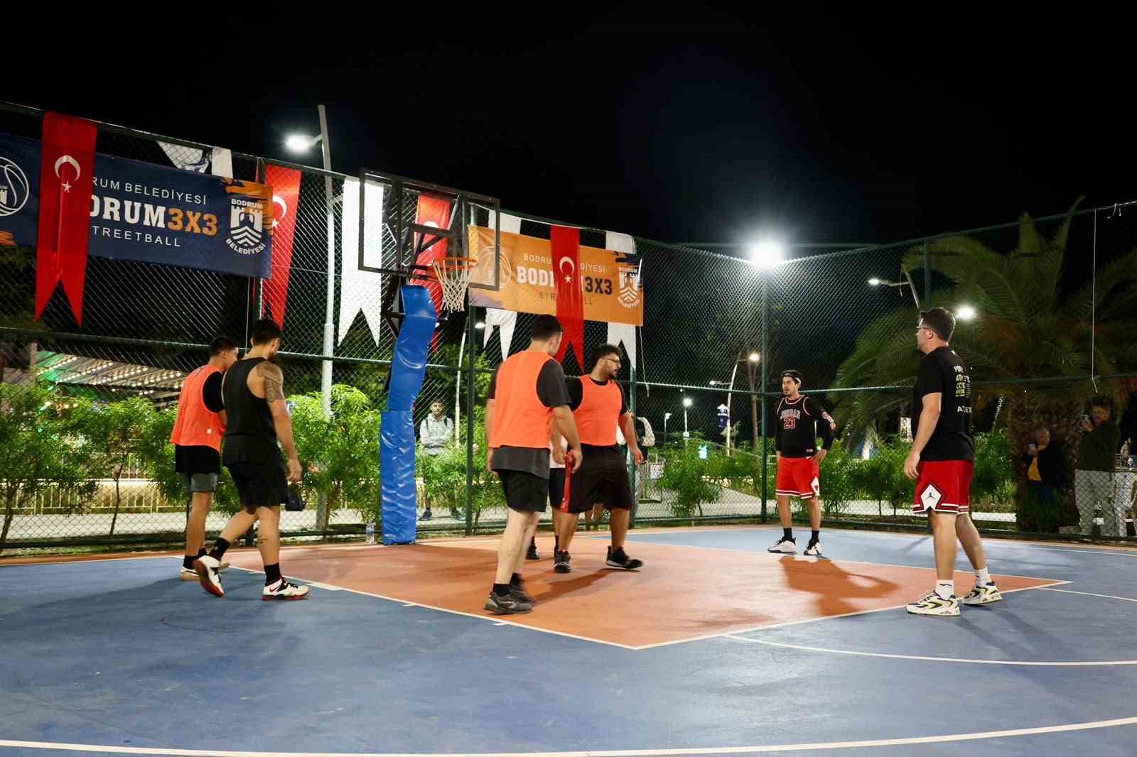 TURGUTREİS’TE BASKETBOL ŞÖLENİ BAŞLADI: ŞAMPİYONLUK İÇİN 56 TAKIM SAHAYA ÇIKTI