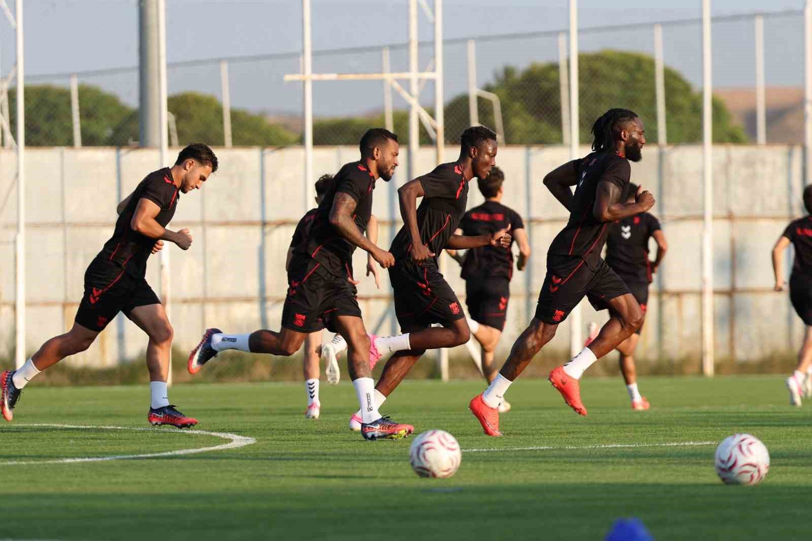 SİVASSPOR, TRENDYOL 1. LİG 2026-2027 SEZONUNUN 3. HAFTASINDA MANİSA FK İLE OYNAYACAĞI KARŞILAŞMANIN HAZIRLIKLARINA BAŞLADI.