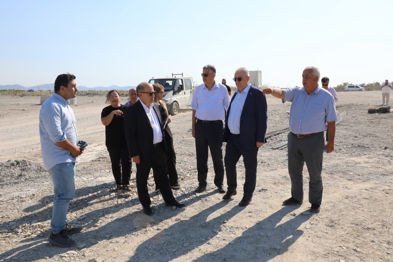 EDREMİT TARIMA DAYALI İHTİSAS (JEOTERMAL KAYNAKLI) ORGANİZE SANAYİ BÖLGESİ’NDE (TDİOSB) ALTYAPI ÇALIŞMALARINDA YÜZDE 85 FİZİKİ GERÇEKLEŞMEYE ULAŞILDI.