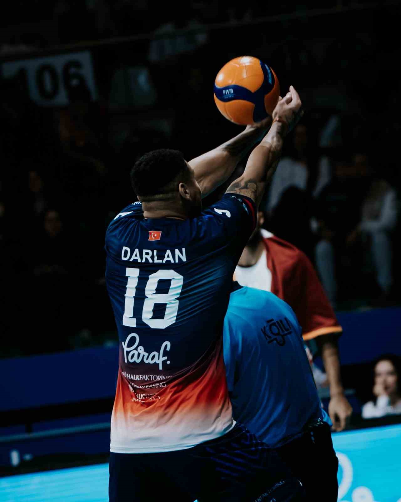 EFELER LİGİ’NİN İLK HAFTASINDA HALKBANK, SAHASINDA GALATASARAY'I 3-1 MAĞLUP ETTİ.