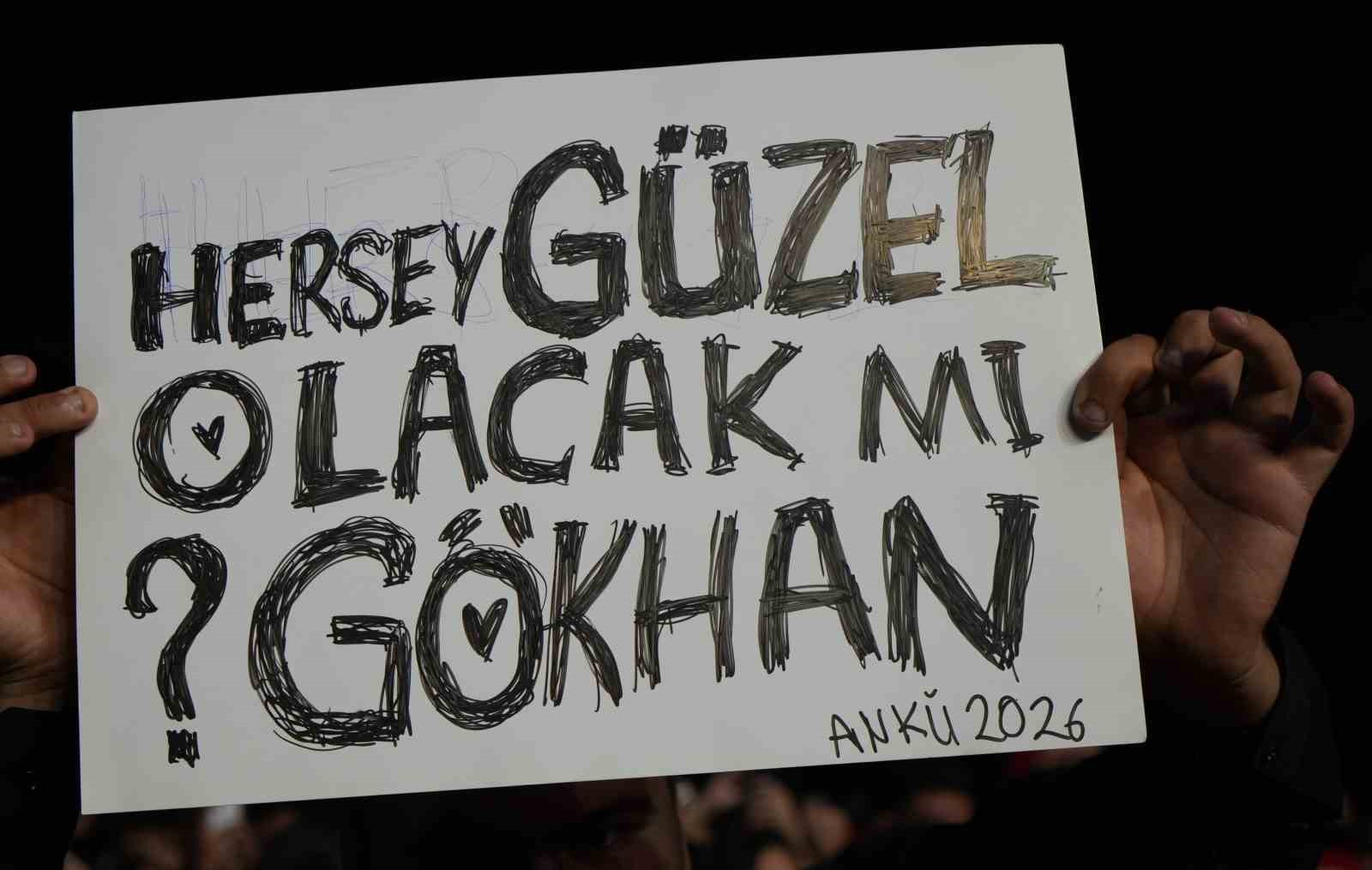 KOÇ TOPLULUĞU'NUN 100. YILI ETKİNLİKLERİ KAPSAMINDA ANKARA ÜNİVERSİTESİ'NDE ATHENA KONSERİ DÜZENLENDİ.