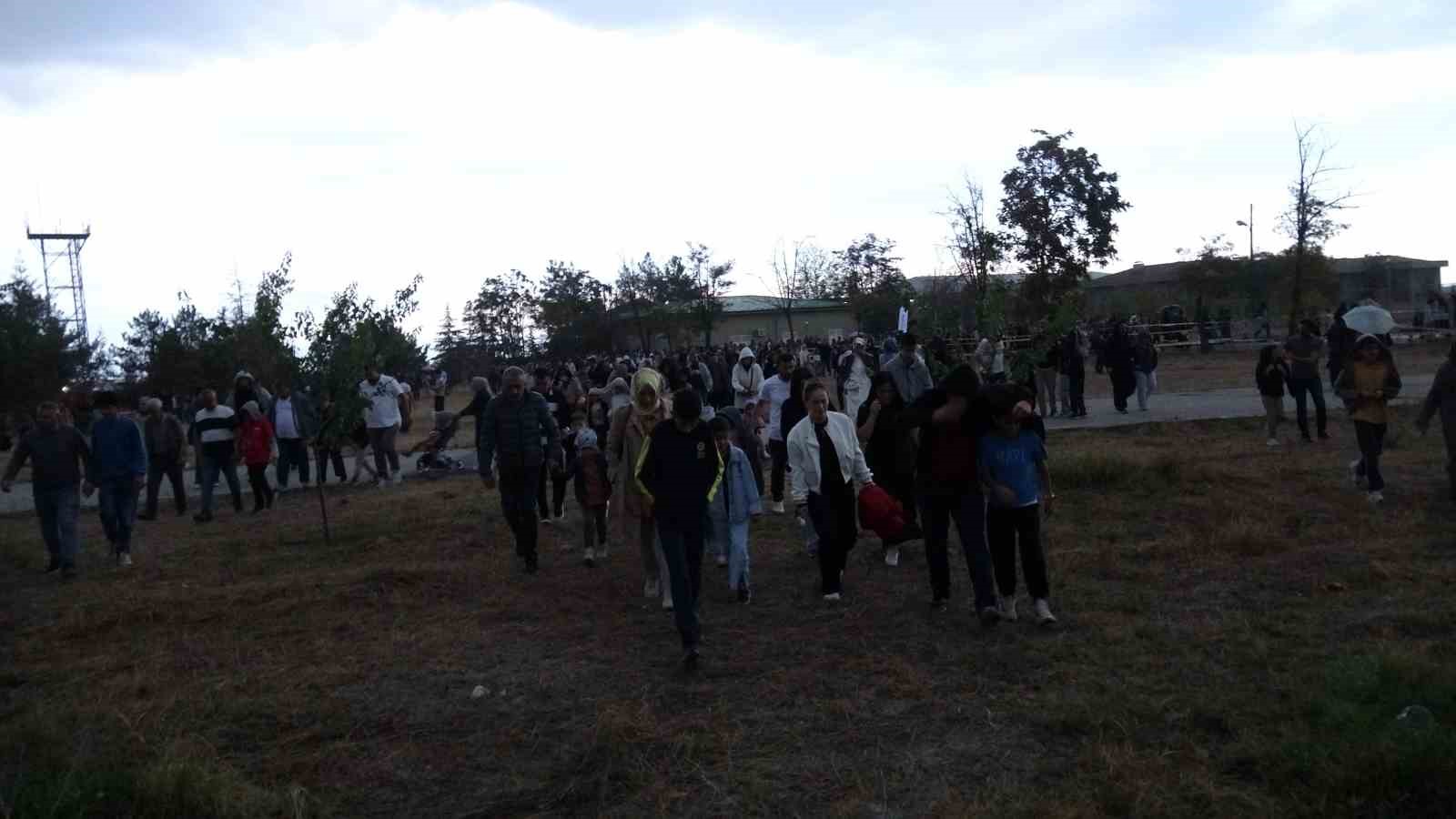 TÜRK YILDIZLARI’NIN MALATYA GÖSTERİSİ YAĞMUR VE TRAFİK ÇİLESİNE DÖNÜŞTÜ