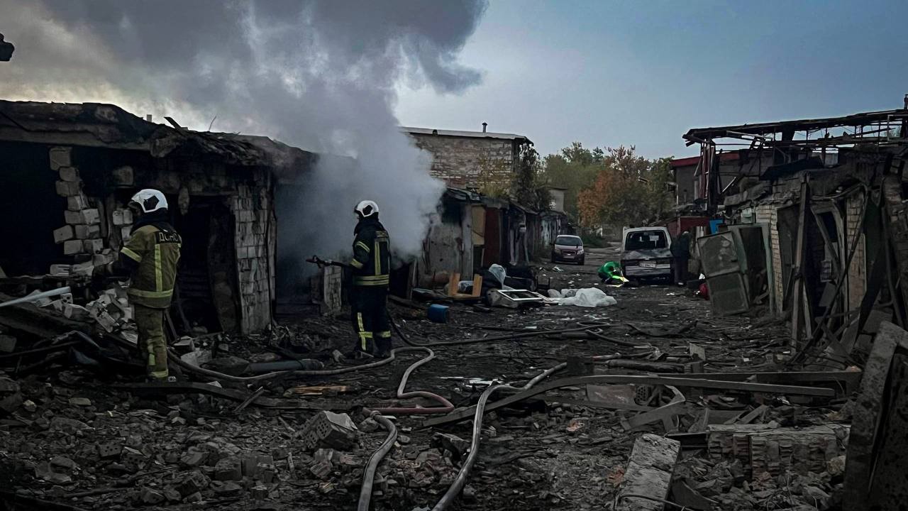 RUS GÜÇLERİNİN UKRAYNA’NIN BAŞKENTİ KİEV VE ÇEVRESİNE DÜZENLEDİĞİ SALDIRIDA 3 KİŞİ HAYATINI KAYBEDERKEN, 7 KİŞİ YARALANDI.