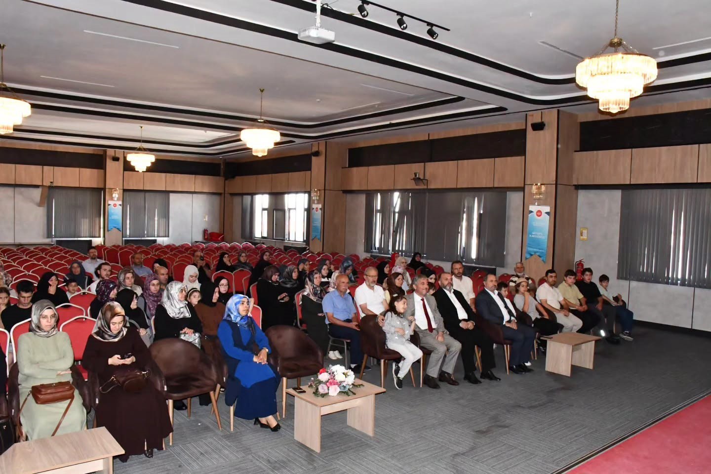 KÜTAHYA'DA 23 ÖĞRENCİYE HAFIZLIK İCAZETNAMESİ VERİLDİ