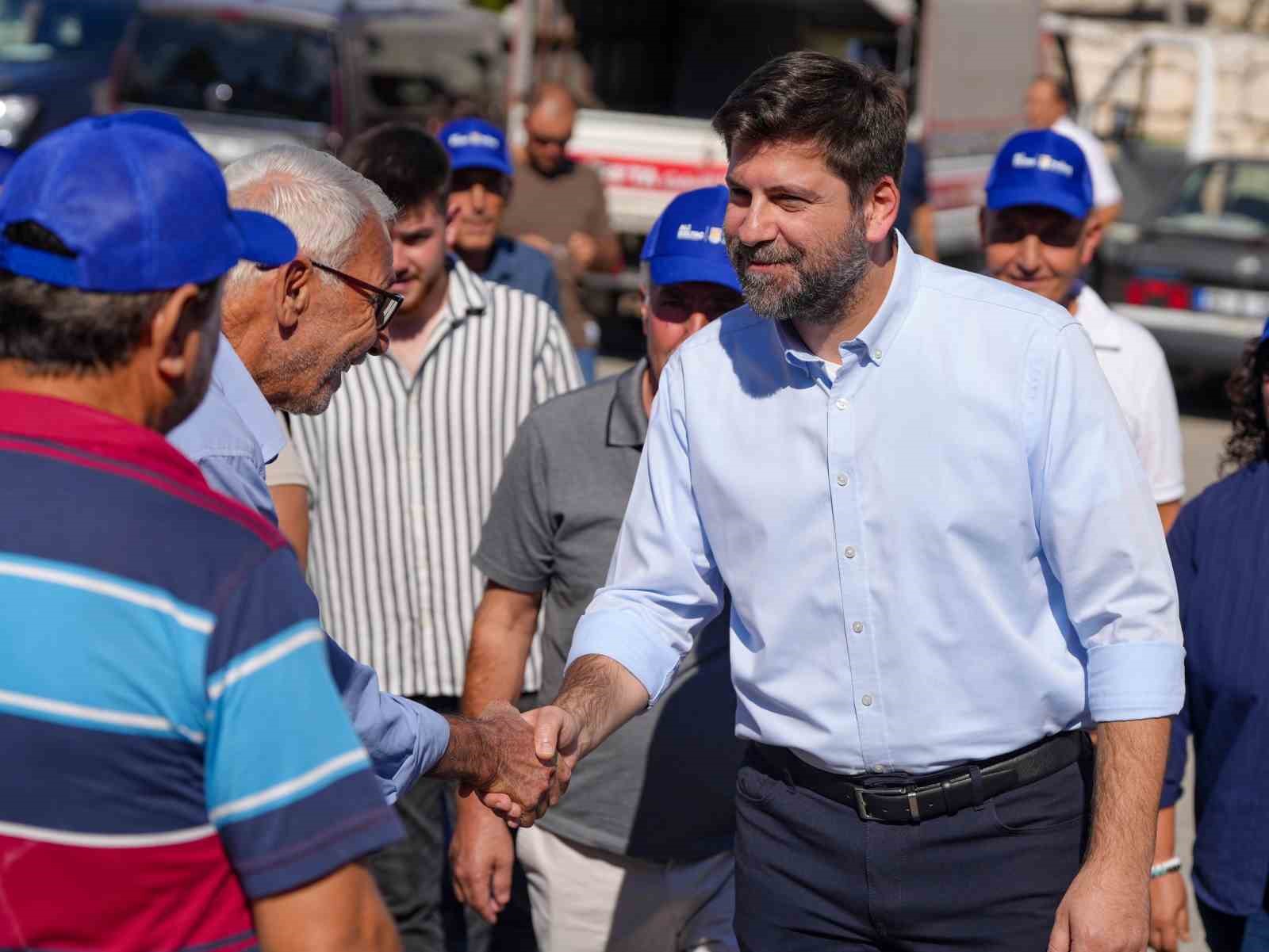 TARSUS BELEDİYE BAŞKANI ALİ BOLTAÇ, BEYLİCE MAHALLESİ’NDE DÜZENLENEN HALK BULUŞMASINDA VATANDAŞLARLA BİR ARAYA GELEREK MAHALLEDE YÜRÜTÜLEN ÇALIŞMALAR İLE YENİ DÖNEMDE YAPILMASI PLANLANAN HİZMETLERİ DEĞERLENDİRDİ.