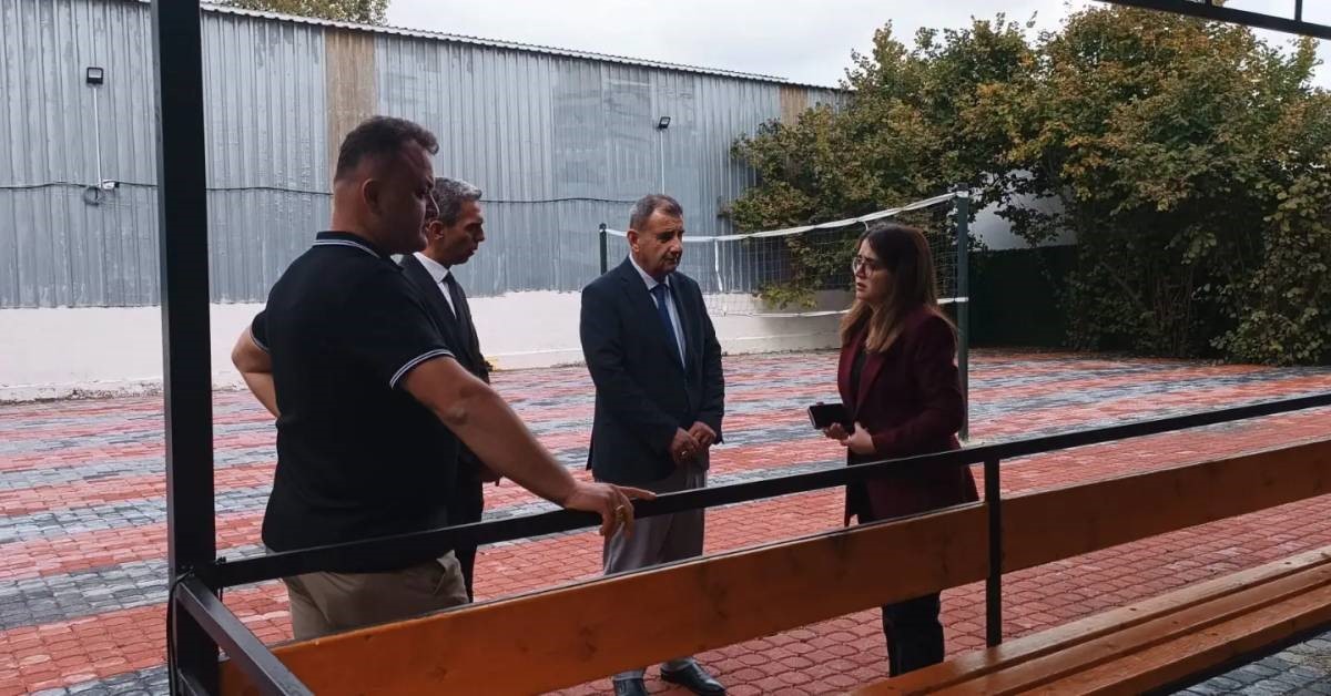SİNOP VALİ YARDIMCISI BAHAR KAYA, YAKINDA HİZMETE AÇILMASI PLANLANAN 75 KİŞİ KAPASİTELİ ÖZEL GÜLCE BAKIM MERKEZİ’Nİ ZİYARET EDEREK HAZIRLIK ÇALIŞMALARINI İNCELEDİ.