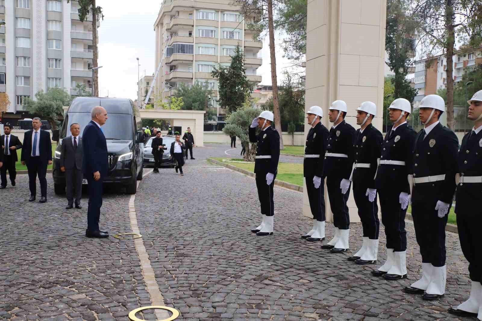 TBMM BAŞKANI NUMAN KURTULMUŞ GAZİANTEP VALİLİĞİNİ ZİYARET ETTİ.