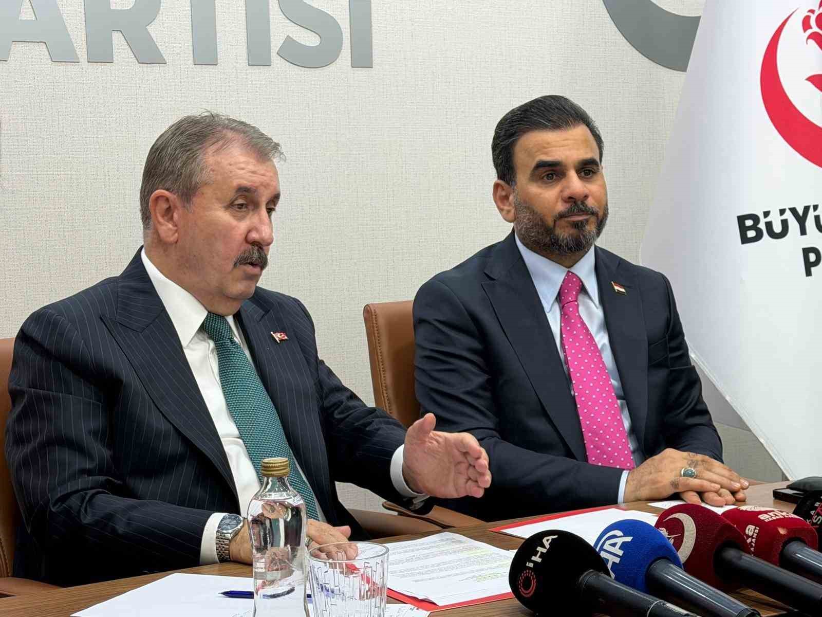IRAK'TAKİ EL HİKMET HAREKETİ'NE MENSUP MİLLETVEKİLLERİ, ANKARA ZİYARETLERİ KAPSAMINDA BÜYÜK BİRLİK PARTİSİ (BBP) GENEL BAŞKANI MUSTAFA DESTİCİ'Yİ PARTİSİNİN GENEL MERKEZİ'NDE ZİYARET ETTİ.