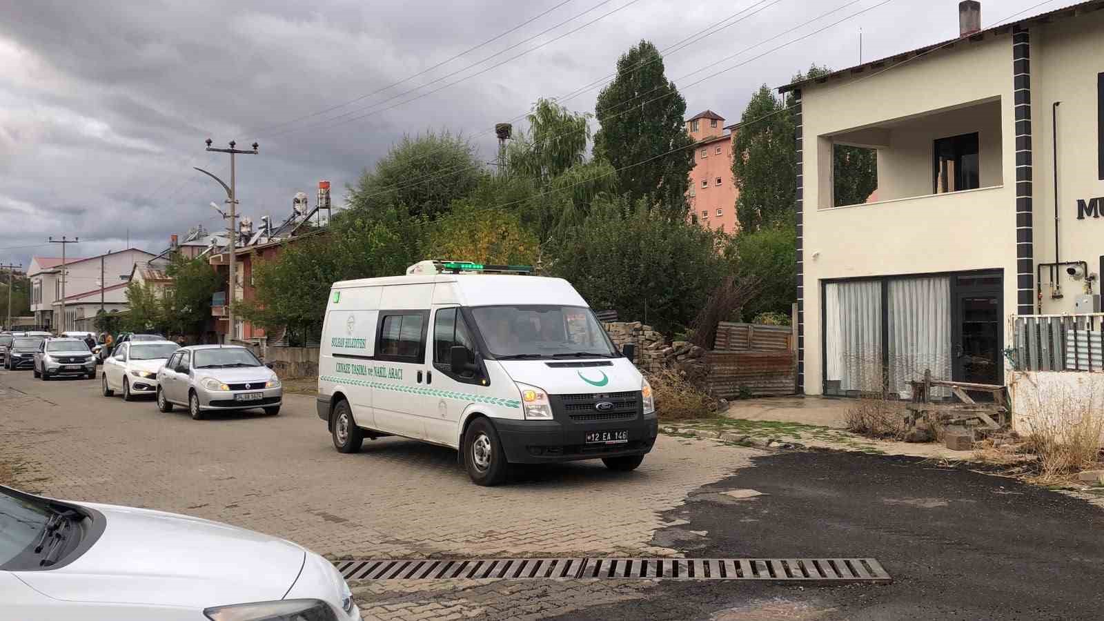 ASANSÖR KAZASINDA HAYATINI KAYBEDEN ÖĞRENCİ GÖZYAŞLARIYLA TOPRAĞA VERİLDİ