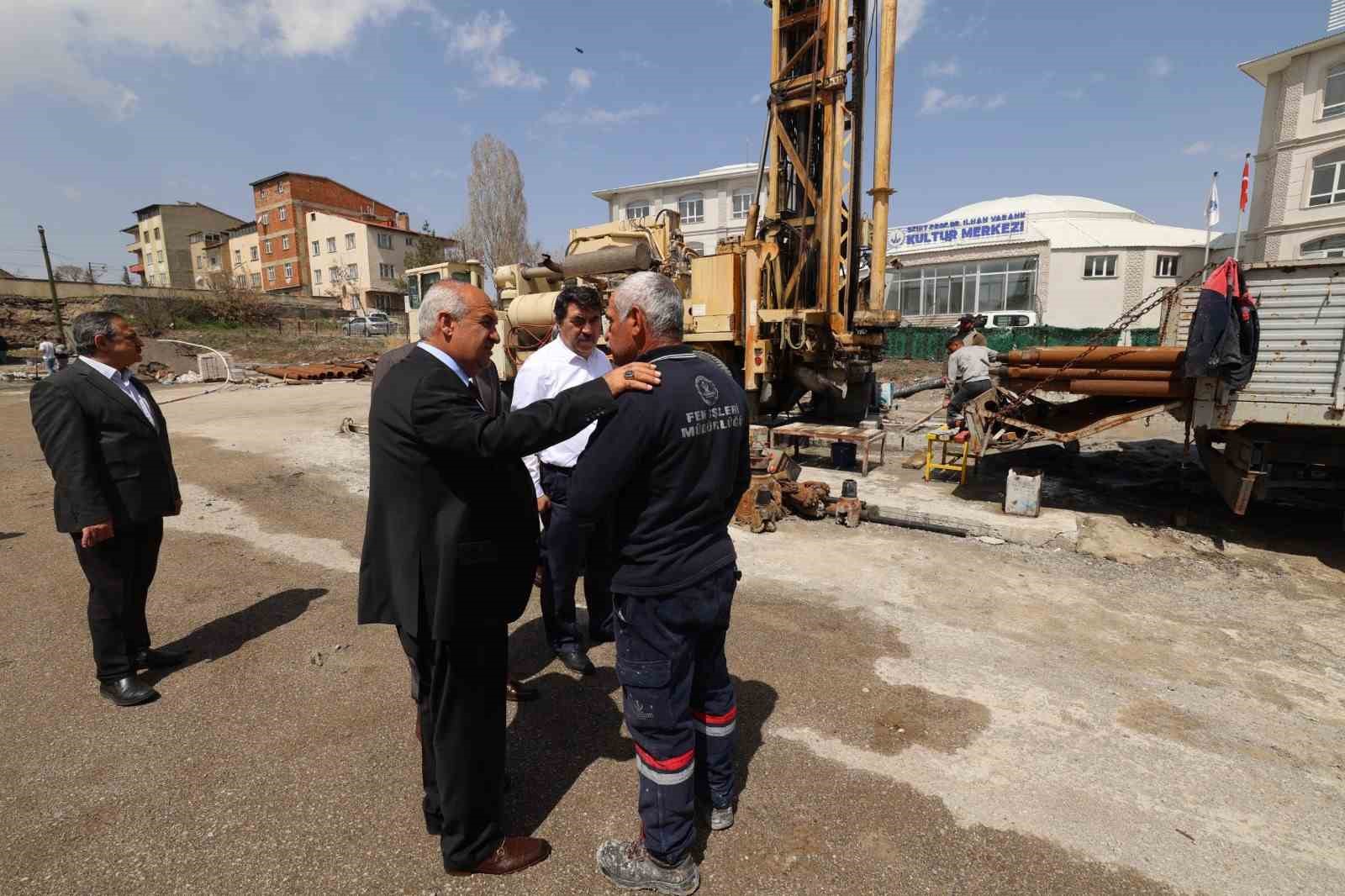 AZİZİYE BELEDİYESİ, İLÇENİN JEOTERMAL ENERJİ POTANSİYELİNİ BİLİMSEL YÖNTEMLERLE GÜN YÜZÜNE ÇIKARACAK DEV BİR PROJENİN STARTINI VERDİ.