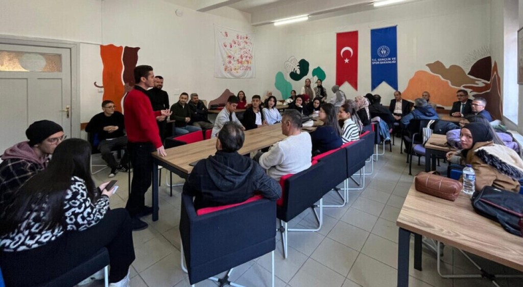 DPÜ ÖĞRENCİ TOPLULUKLARI TEKNOLOJİ VE SOSYAL SORUMLULUKTA FARK OLUŞTURDU