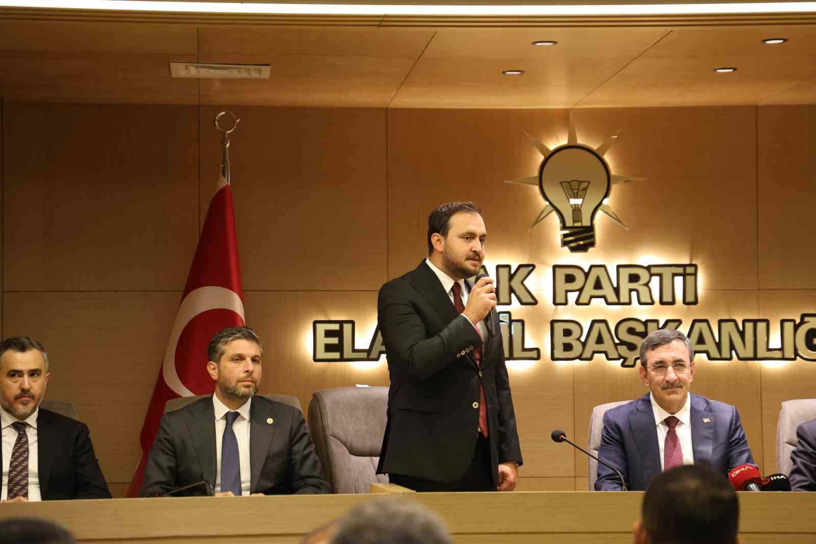 CUMHURBAŞKANI YARDIMCISI YILMAZ: “ NETANYAHU HÜKÜMETİNİN TÜRKİYE CUMHURİYETİ'NE LAF SÖYLEMESİNİN HİÇBİR KIYMETİHARBİYESİ YOKTUR"
