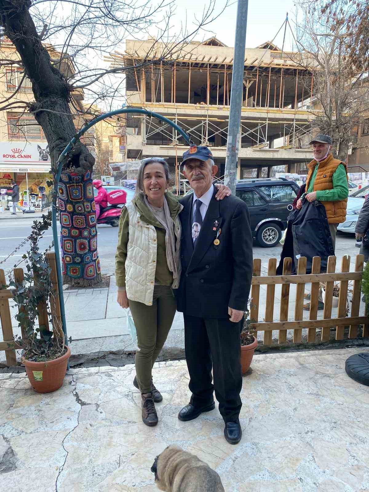 ANKARA'DAKİ SON KORE GAZİLERİNDEN 101 YAŞINDAKİ ZEKİ KURAL, ASKERİ TÖRENLE SON YOLCULUĞUNA UĞURLANDI.