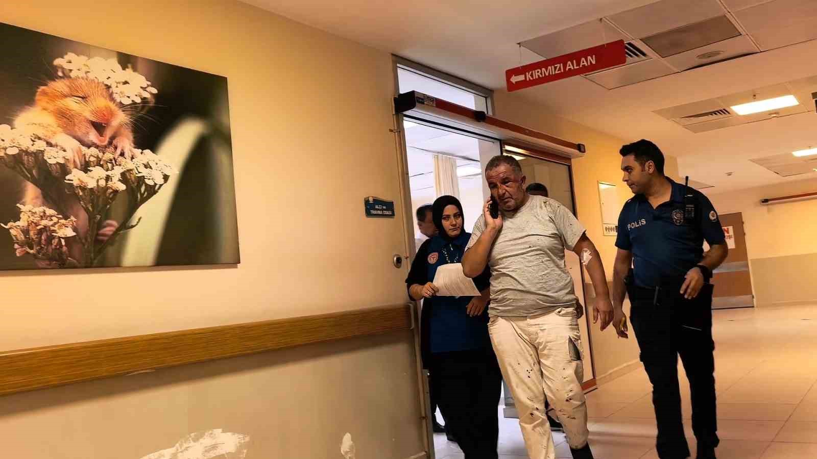 DARP SONUCU YARALANAN ENGİN U. İLE SİLAHLI SALDIRIDA YARALANAN SELAHATTİN B., AMBULANSLARLA İNEGÖL DEVLET HASTANESİ’NE KALDIRILARAK TEDAVİ ALTINA ALINDI.