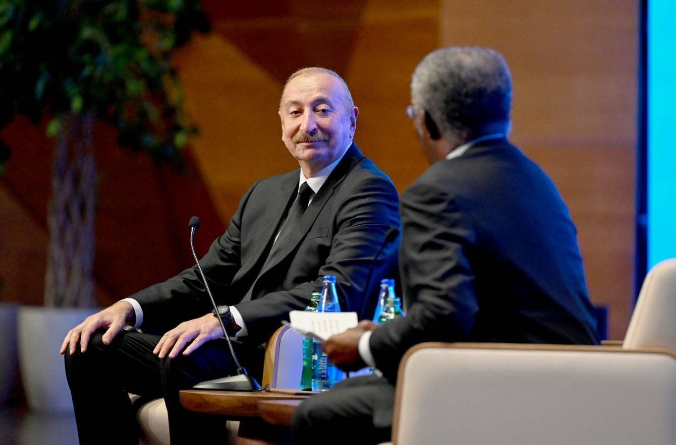 AZERBAYCAN CUMHURBAŞKANI İLHAM ALİYEV, AZERBAYCAN’IN BAŞKENTİ BAKÜ’DE GERÇEKLEŞTİRİLEN 2. ULUSLARARASI YATIRIM FORUMU’NA KATILDI.