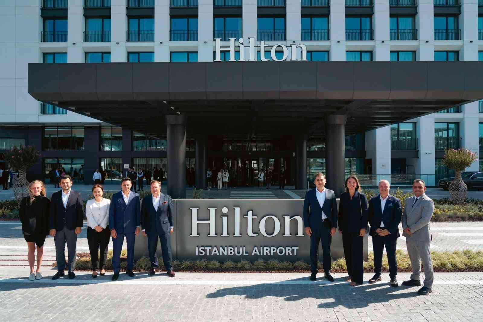 DÜNYADA 144 ÜLKE VE BÖLGEDE 9 BİN 400'DEN FAZLA TESİSLE FAALİYET GÖSTEREN HİLTON, TÜRKİYE'DEKİ 100'ÜNCÜ OTELİNİ "HİLTON ISTANBUL AİRPORT" ADIYLA İGA İSTANBUL HAVALİMANI'NDA AÇTI.