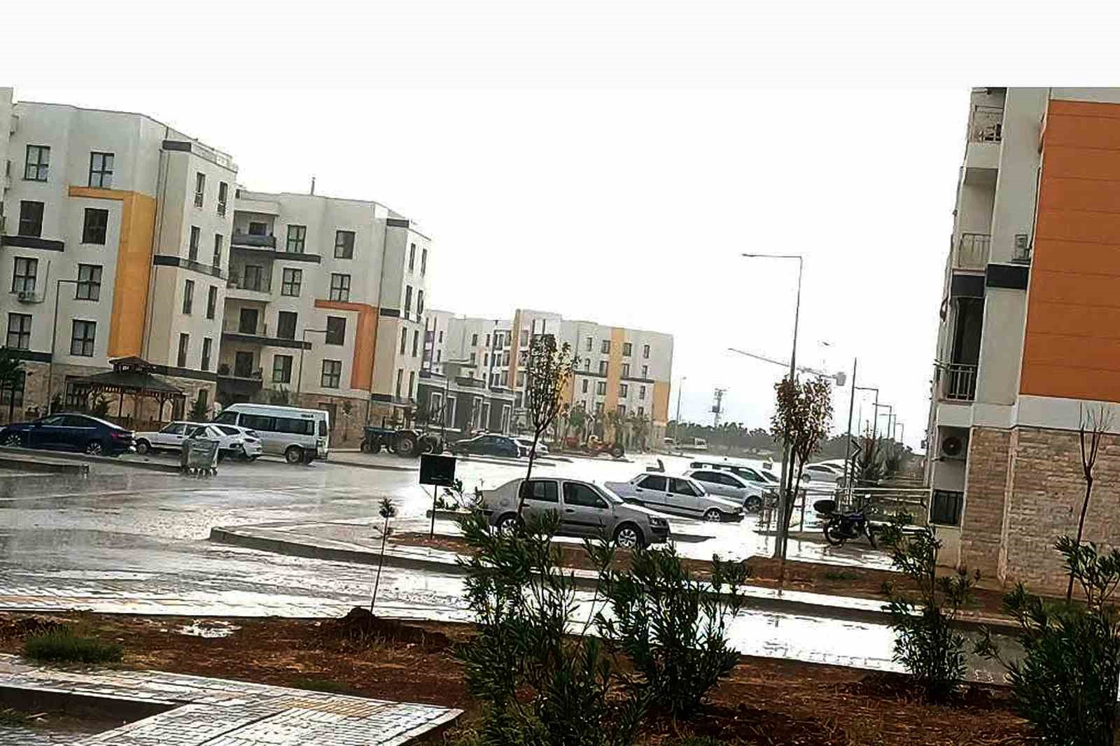 GAZİANTEP’İN ARABAN İLÇESİNE SAĞANAK ETKİLİ OLDU.