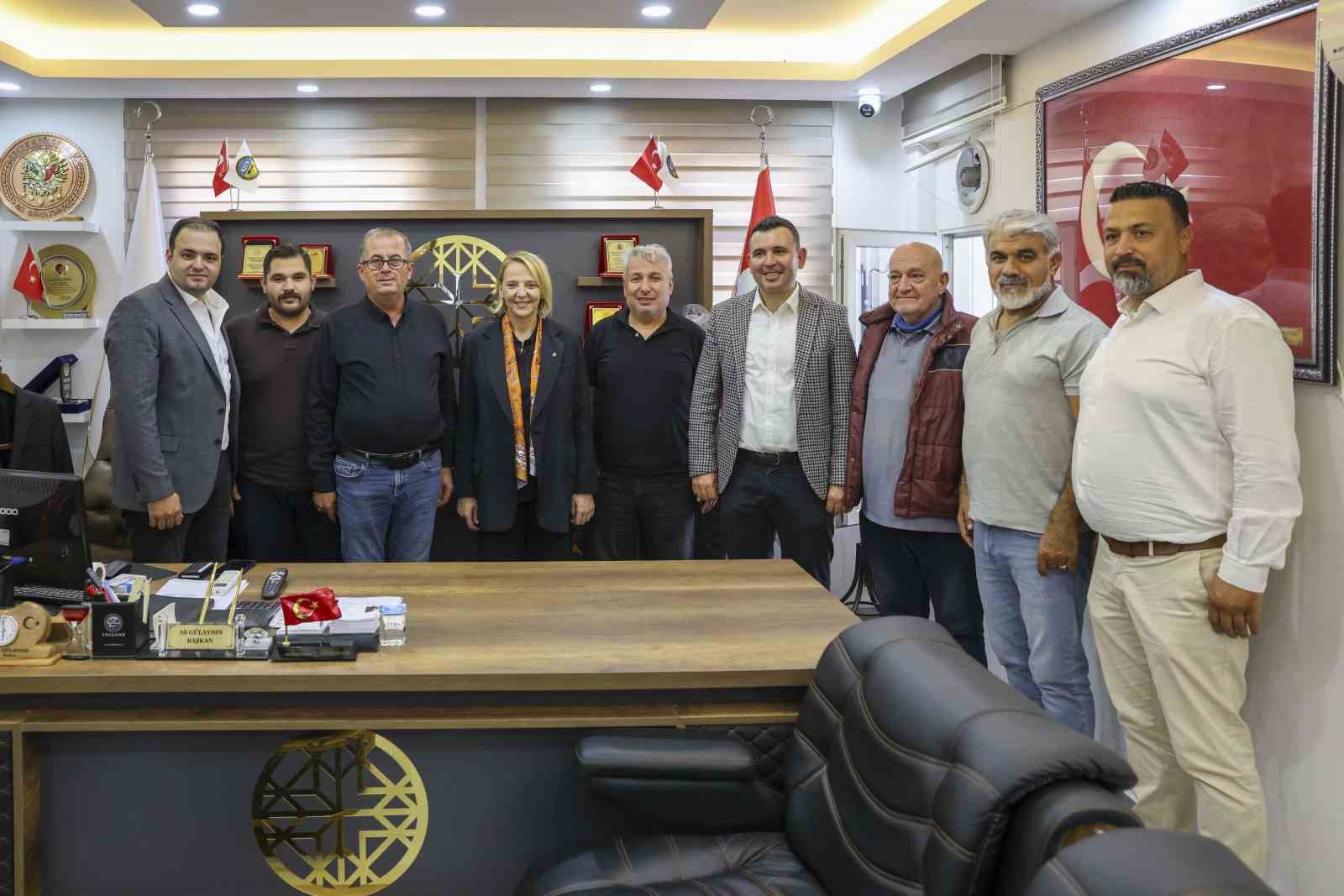 ATSO BAŞKAN ADAYI HATİCE ÖZ ZİYARETLERİNİ SÜRDÜRDÜ