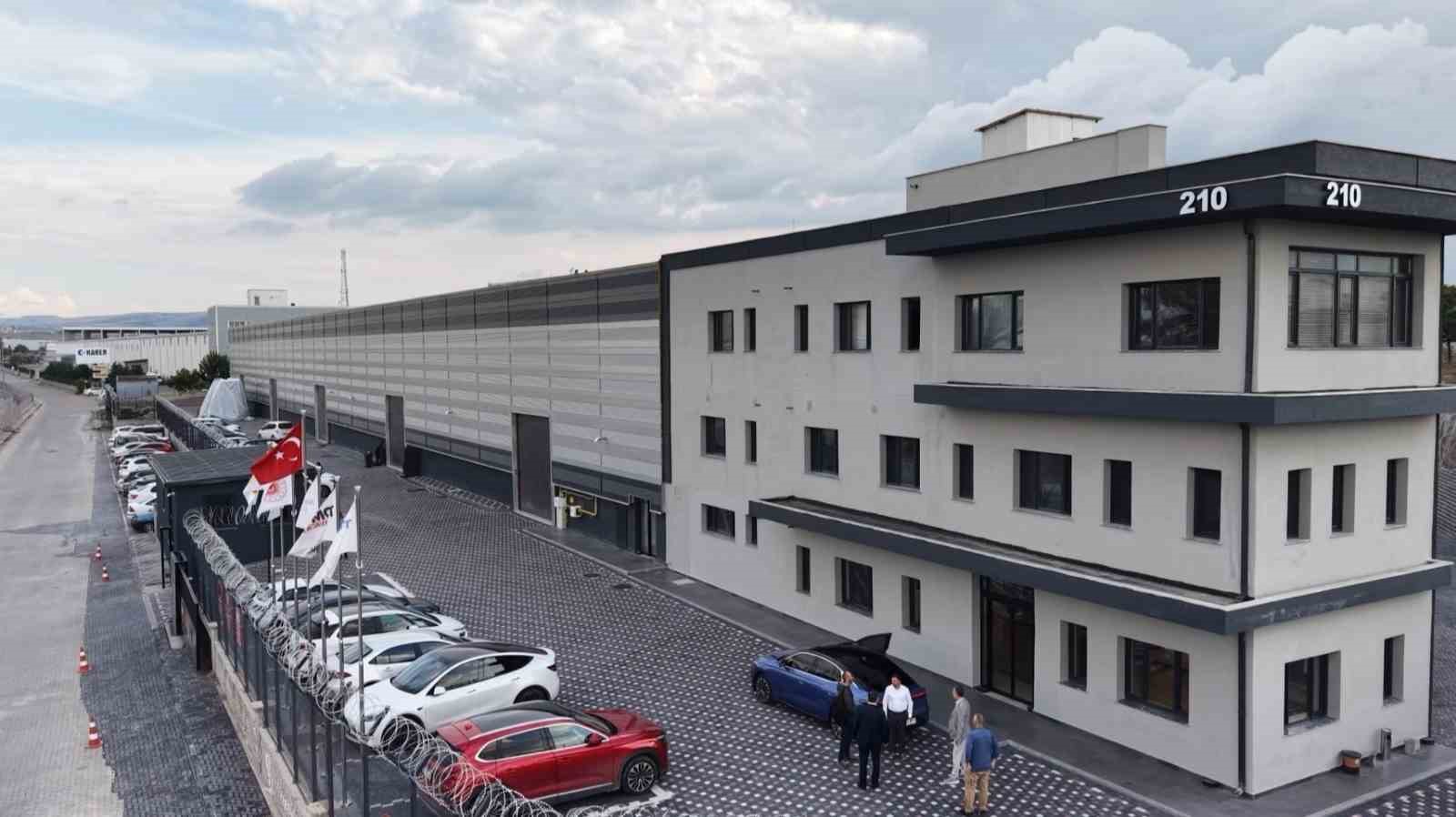 HÜRJET'İN MONTAJI, KAYSERİ'DEKİ TOMTAŞ TESİSLERİNDE BAŞLADI.