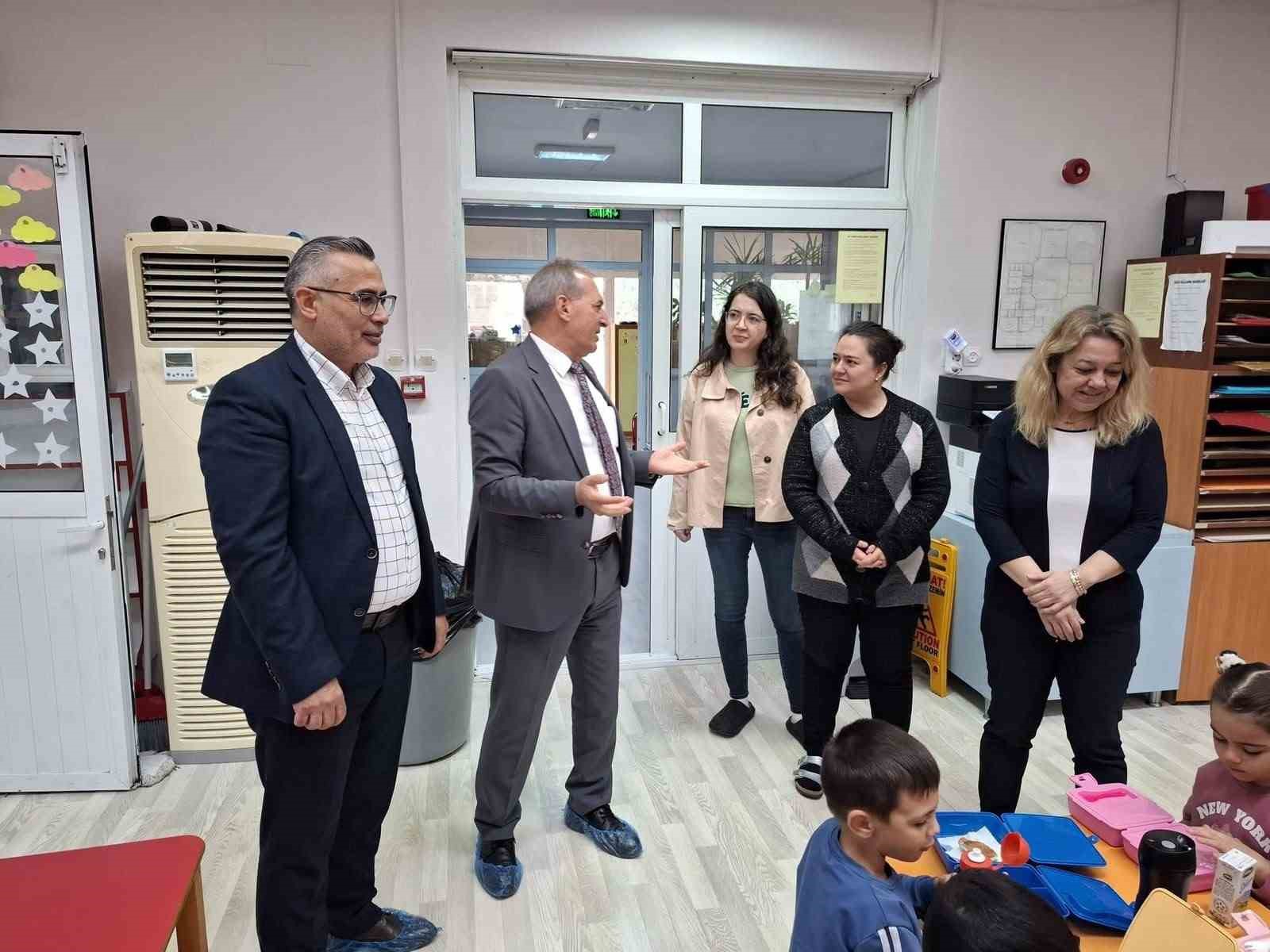 SARIGÖL İLÇE MİLLÎ EĞİTİM MÜDÜRÜ YILDIRAY DEMİRTAŞ, HÜSEYİN SERMİN TÜFEKÇİ ANAOKULUNU ZİYARET EDEREK EĞİTİM-ÖĞRETİM FAALİYETLERİNİ YERİNDE İNCELEDİ.