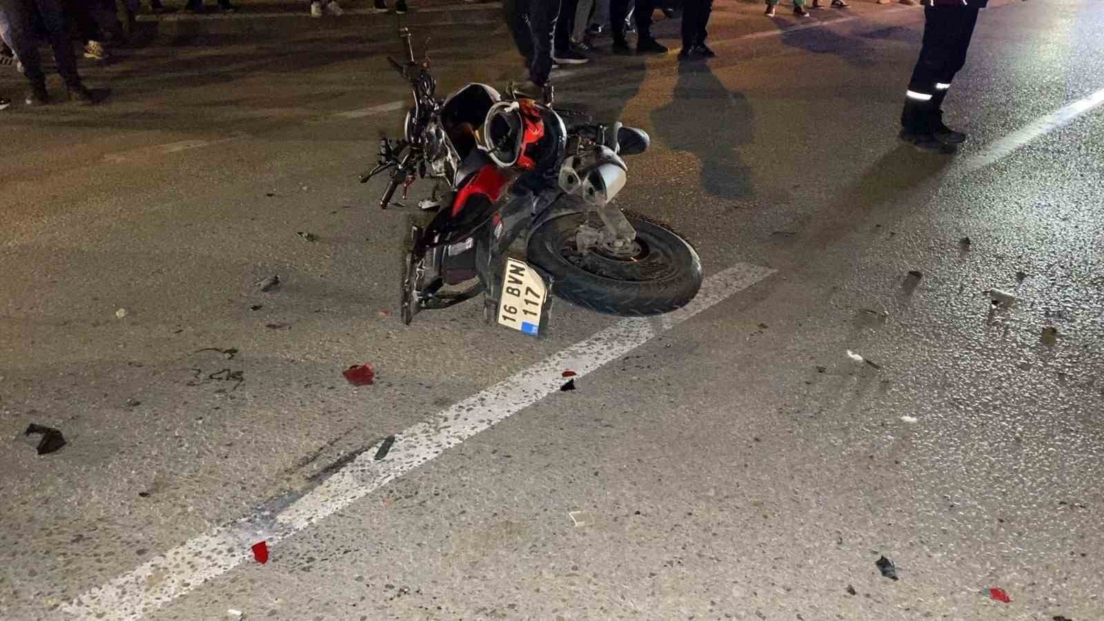 BURSA’NIN İNEGÖL İLÇESİNDE KAMYONET İLE MOTOSİKLETİN ÇARPIŞMASI SONUCU MEYDANA GELEN VE 21 YAŞINDAKİ KEMAL DERVİŞ’İN HAYATINI KAYBETTİĞİ KAZADA AĞIR YARALANAN 19 YAŞINDAKİ MUSTAFA CAN ÖZTÜRK'TE YAPILAN TÜM MÜDAHALELERE RAĞMEN KURTARILAMADI.