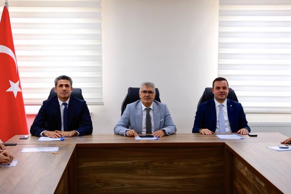 BİNGÖL OSB’NİN YATIRIM VE ÜRETİM KAPASİTESİ MASAYA YATIRILDI