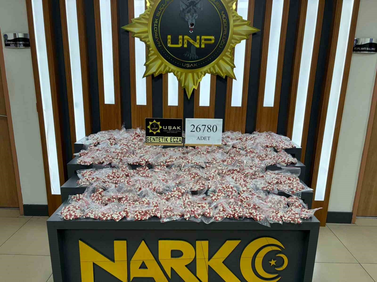 UŞAK’TA BELİRLİ TARİHLER ARASINDA DÜZENLENEN UYUŞTURUCU OPERASYONLARINDA GÖZALTINA ALINAN 14 KİŞİ, ÇIKARILDIKLARI MAHKEMECE TUTUKLANARAK CEZAEVİNE GÖNDERİLDİ.