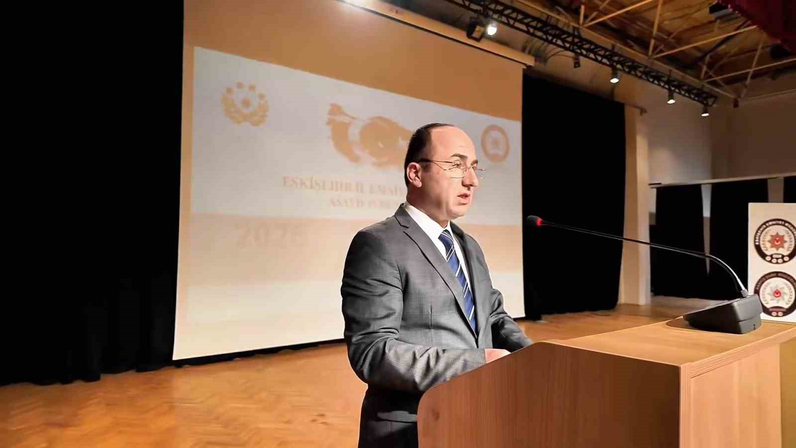ESKİŞEHİR İL EMNİYET MÜDÜRÜ TOLGA YILMAZ.