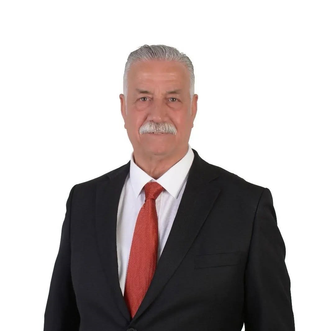 MENDERES BELEDİYESİ YENİ PARTİ MECLİS ÜYESİ MUSTAFA ERSOY, PARTİSİNDEN İSTİFA EDEREK GÖREVİNİ BAĞIMSIZ OLARAK SÜRDÜRECEĞİNİ AÇIKLADI.
