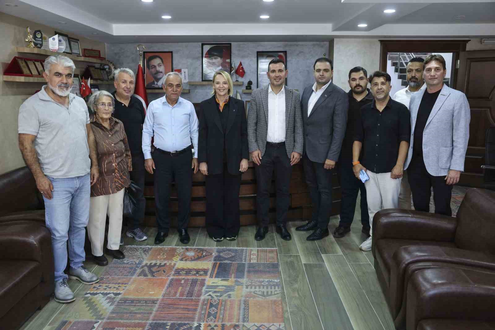 ATSO BAŞKAN ADAYI HATİCE ÖZ ZİYARETLERİNİ SÜRDÜRDÜ