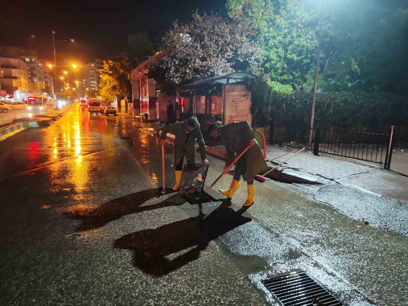 KÂHTA’DA YAĞIŞ SEFERBERLİĞİ: EKİPLER 7/24 SAHADA