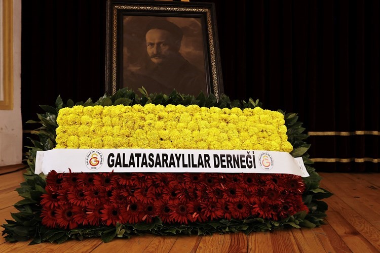 TÜRK EDEBİYATININ ÖNEMLİ İSİMLERİNDEN, ŞAİR, YAZAR VE EĞİTİMCİ, GALATASARAY SPOR KULÜBÜ’NÜN HAMİ BAŞKANI TEVFİK FİKRET, VEFATININ 111. YIL DÖNÜMÜNDE GALATASARAY LİSESİ’NDE DÜZENLENEN TÖRENLE ANILDI.
