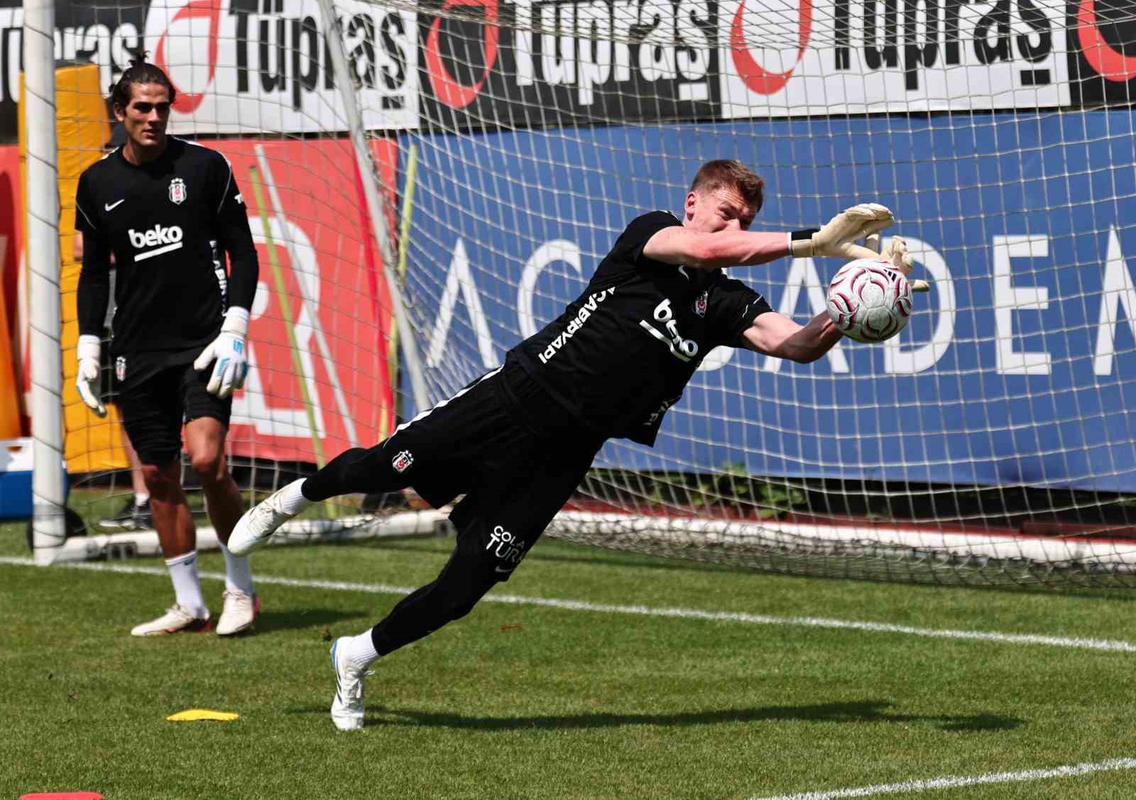 UEFA AVRUPA LİGİ PLAY-OFF TURU İLK MAÇINDA YARIN SAHASINDA LİTVANYA'NIN KAUNO ZALGİRİS TAKIMI İLE KARŞILAŞACAK OLAN BEŞİKTAŞ, MÜSABAKANIN HAZIRLIKLARINI TAMAMLADI.