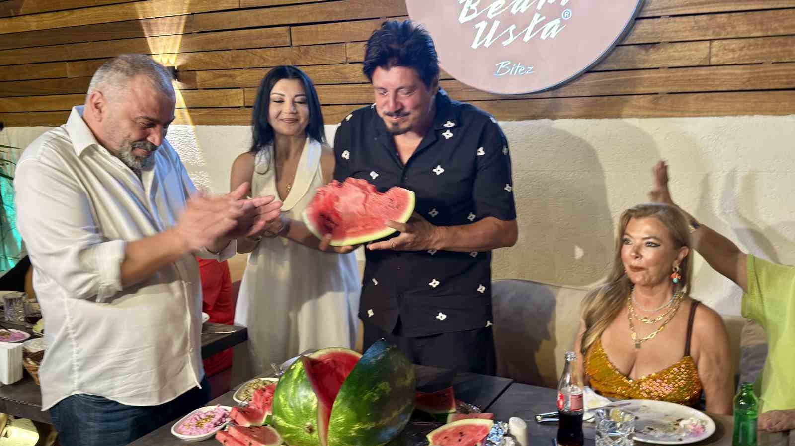 EKİN AKKAŞ’IN DOĞUM GÜNÜ PASTASI KARPUZ OLDU