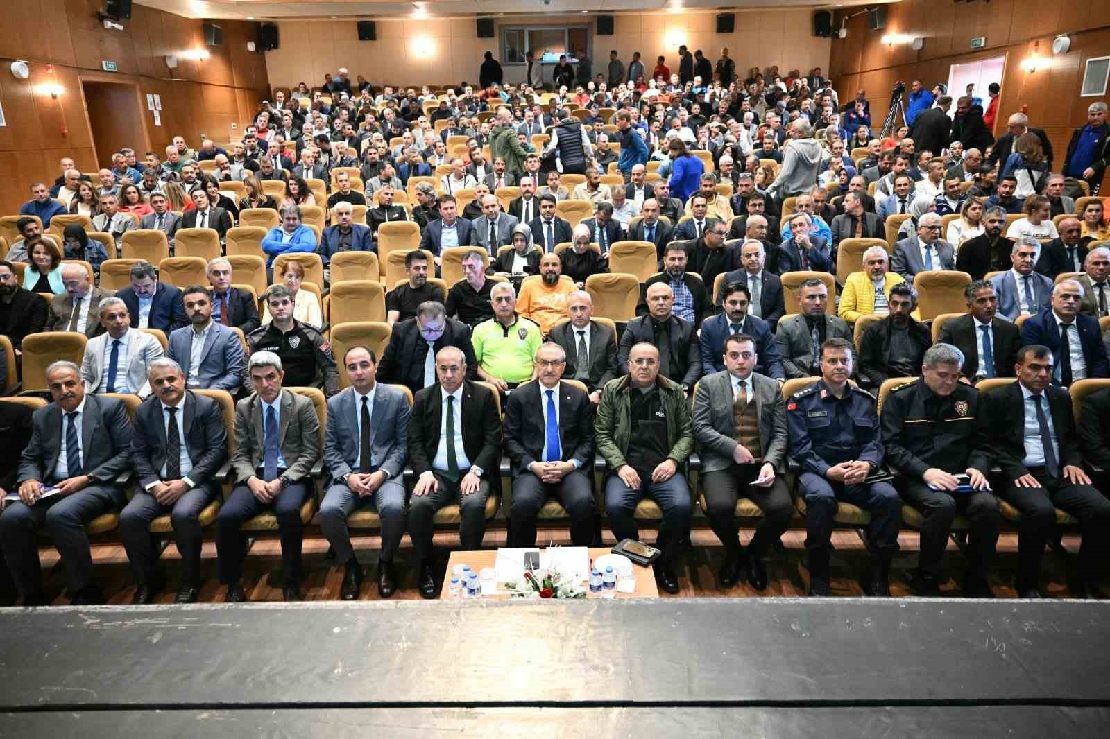 MALATYA’DA OKUL SPORLARI BİLGİLENDİRME TOPLANTISI GERÇEKLEŞTİRİLDİ