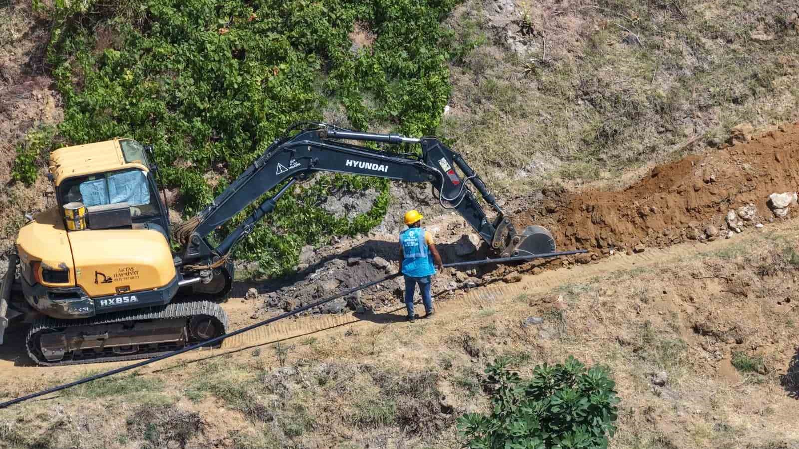 AYDIN BÜYÜKŞEHİR BELEDİYE BAŞKANI ÖZLEM ÇERÇİOĞLU TARAFINDAN AYDIN’A KAZANDIRILAN ALTYAPI YATIRIMLARINDA ÇALIŞMALAR HIZ KESMEDEN DEVAM EDİYOR. AYDIN BÜYÜKŞEHİR BELEDİYESİ VE ASKİ GENEL MÜDÜRLÜĞÜ’NÜN ÇALIŞMALARI İLE KAZANAN AYDIN VE AYDINLILAR OLUYOR.