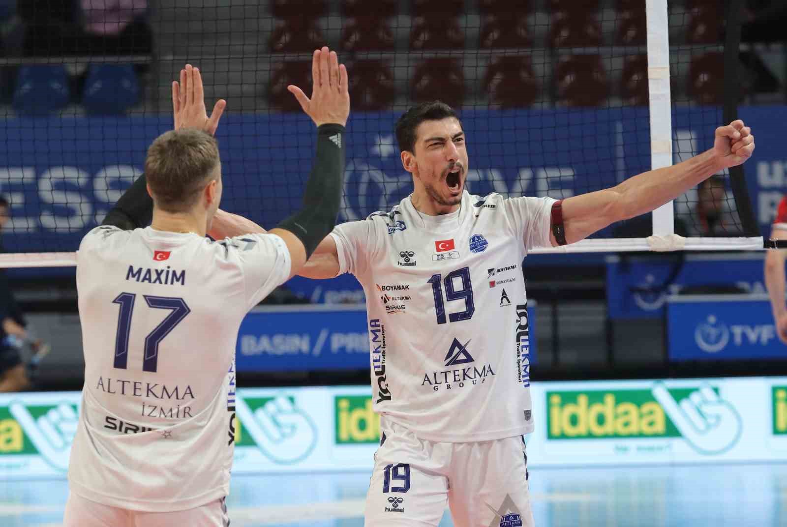 EFELER LİGİ'NİN İLK HAFTASINDA ALTEKMA SAHASINDA SPOR TOTO'YU 3-2 MAĞLUP ETTİ.