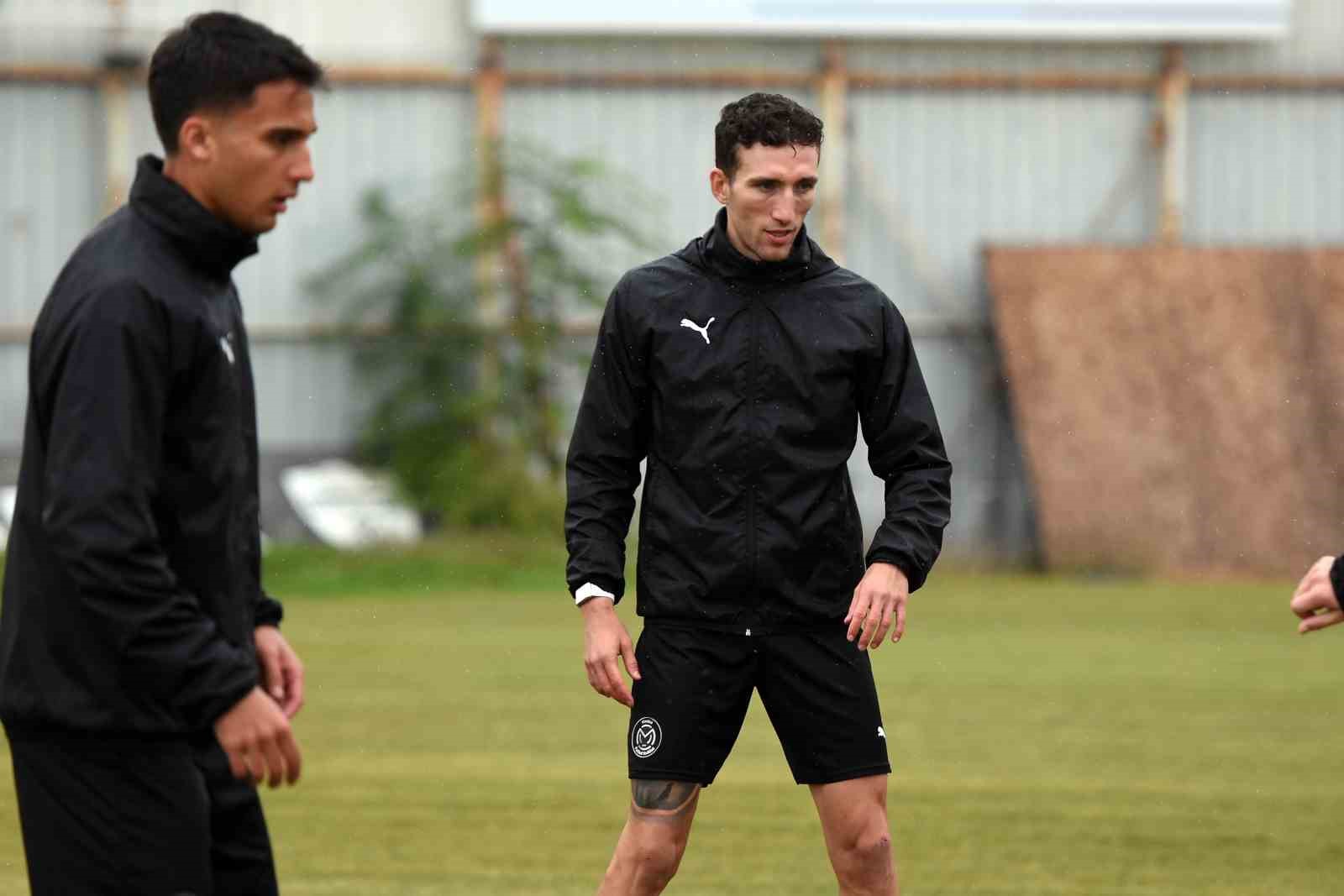 TRENDYOL 1. LİG'İN 11. HAFTASINDA MUĞLASPOR'U KONUK EDECEK MANİSA FUTBOL KULÜBÜ, BU MÜSABAKANIN HAZIRLIKLARINA BAŞLADI.