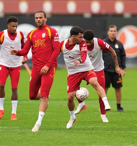 GALATASARAY, TRENDYOL SÜPER LİG’İN 7. HAFTASINDA KASIMPAŞA İLE OYNAYACAĞI MAÇIN HAZIRLIKLARINI BUGÜN YAPTIĞI ANTRENMANLA SÜRDÜRDÜ