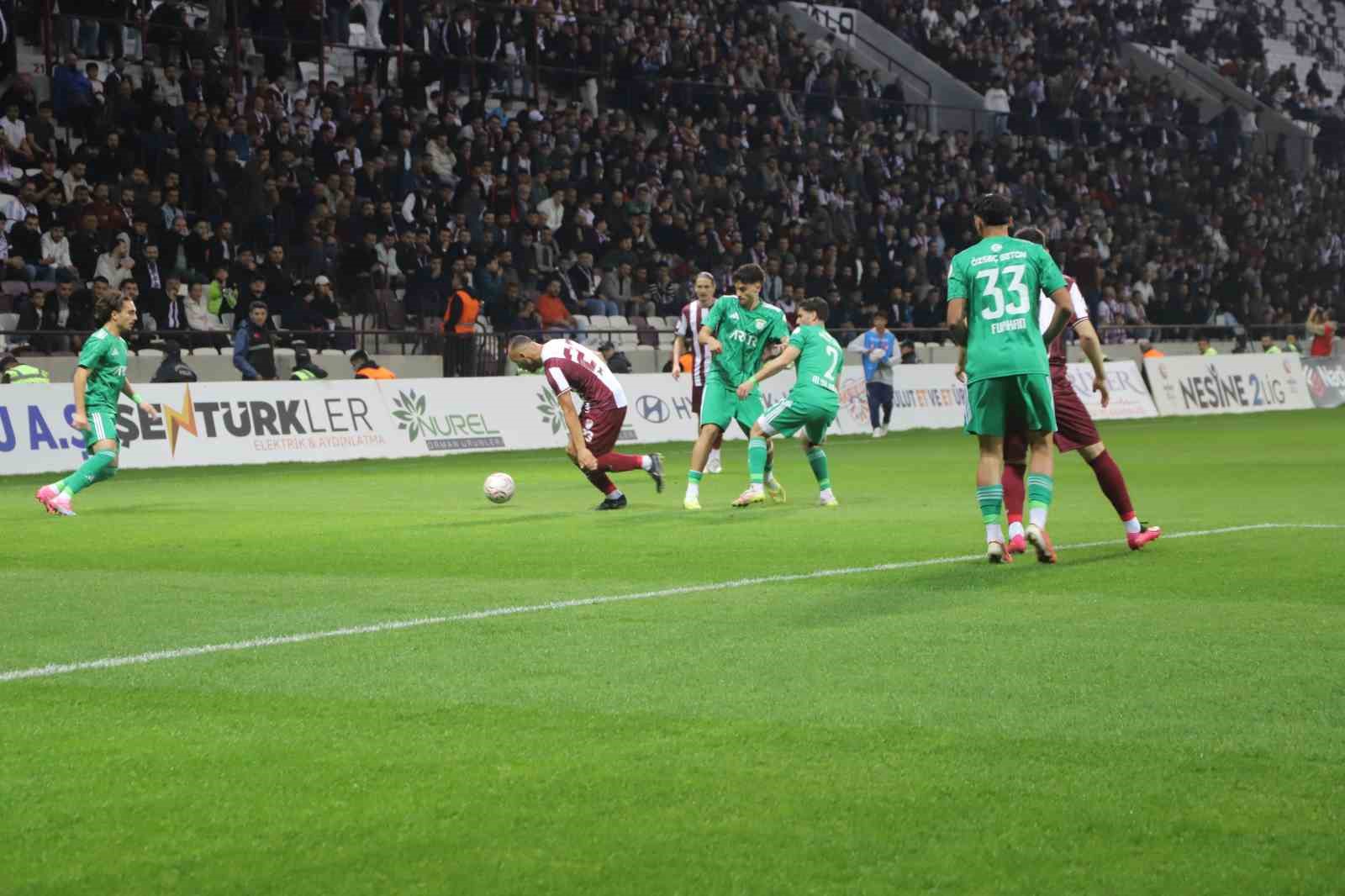 NESİNE 2. LİG: ELAZIĞSPOR: 3 – ARNAVUTKÖY BELEDİYESPOR: 0