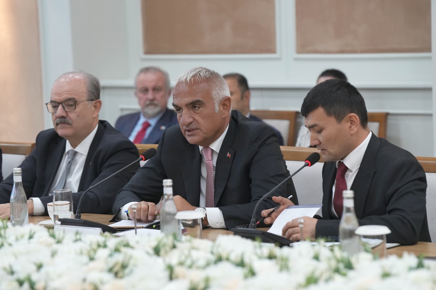 BAKAN ERSOY, ÖZBEKİSTAN'IN BAĞIMSIZLIĞININ 35. YIL DÖNÜMÜ DOLAYISIYLA BAŞKENT TAŞKENT'İ ZİYARET ETTİ.