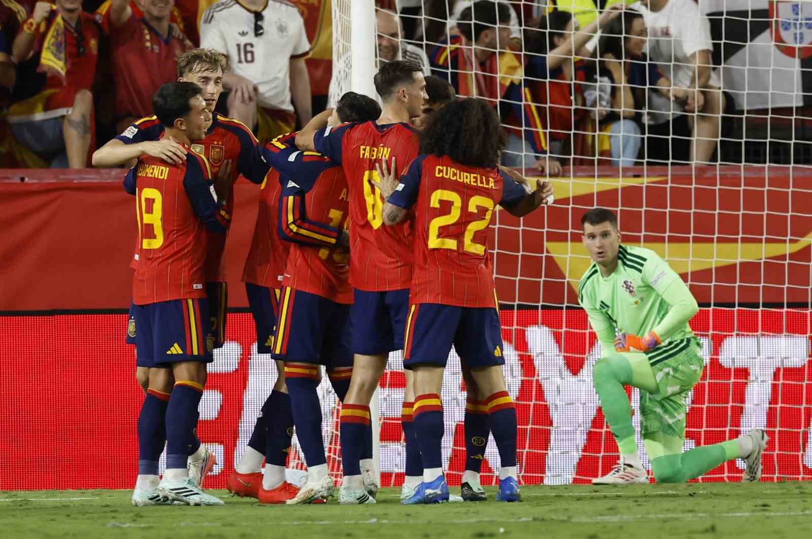 UEFA ULUSLAR A LİGİ 3. GRUP'TAKİ İKİNCİ MAÇINDA İSPANYA, KONUK ETTİĞİ HIRVATİSTAN'I 4-1 MAĞLUP ETTİ.