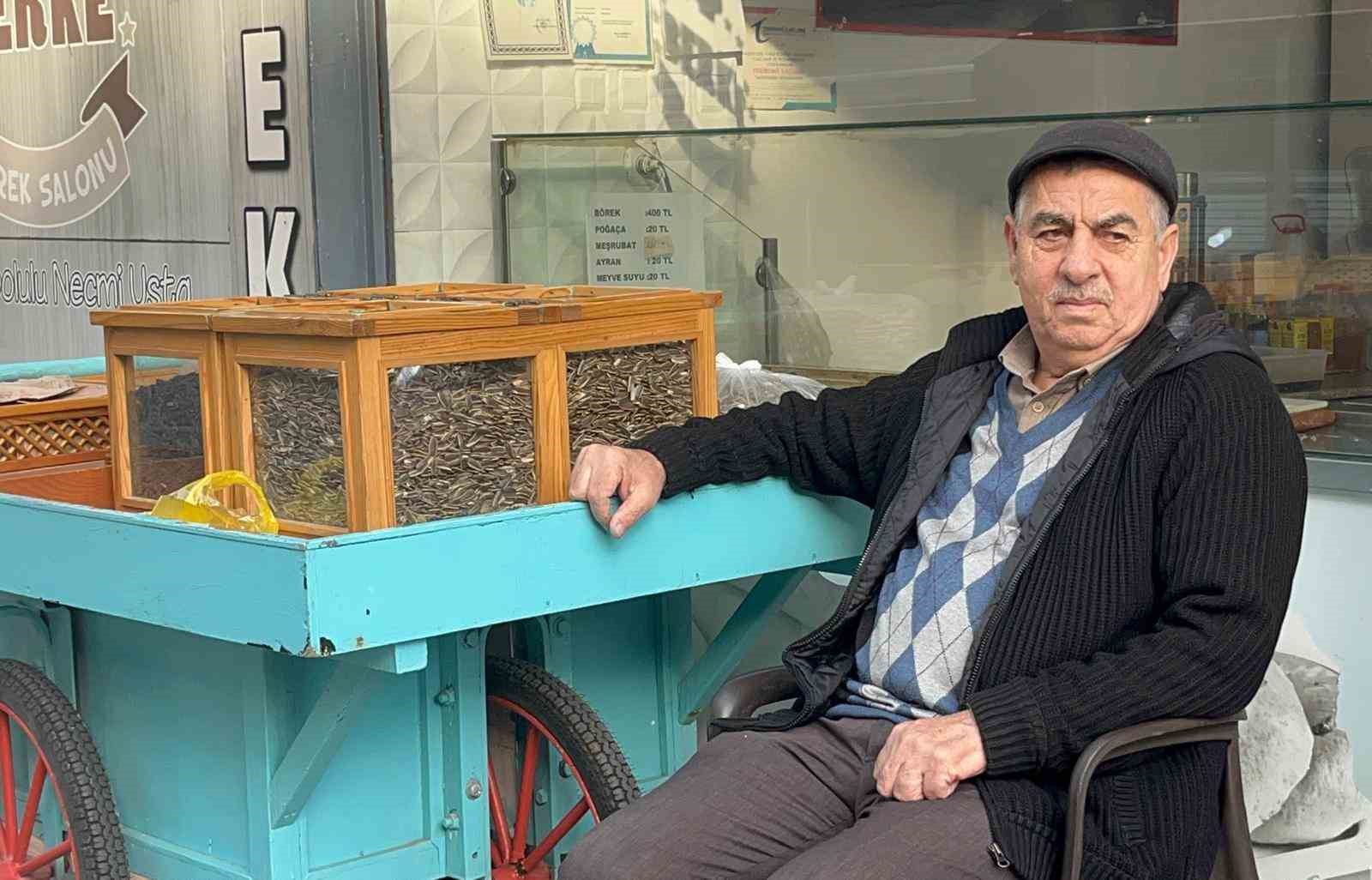 BAŞKIR, TÜRKİYE'NİN BİRÇOK NOKTASINA VE AVRUPA'YA DA ÇEKİRDEK GÖNDERİYOR.