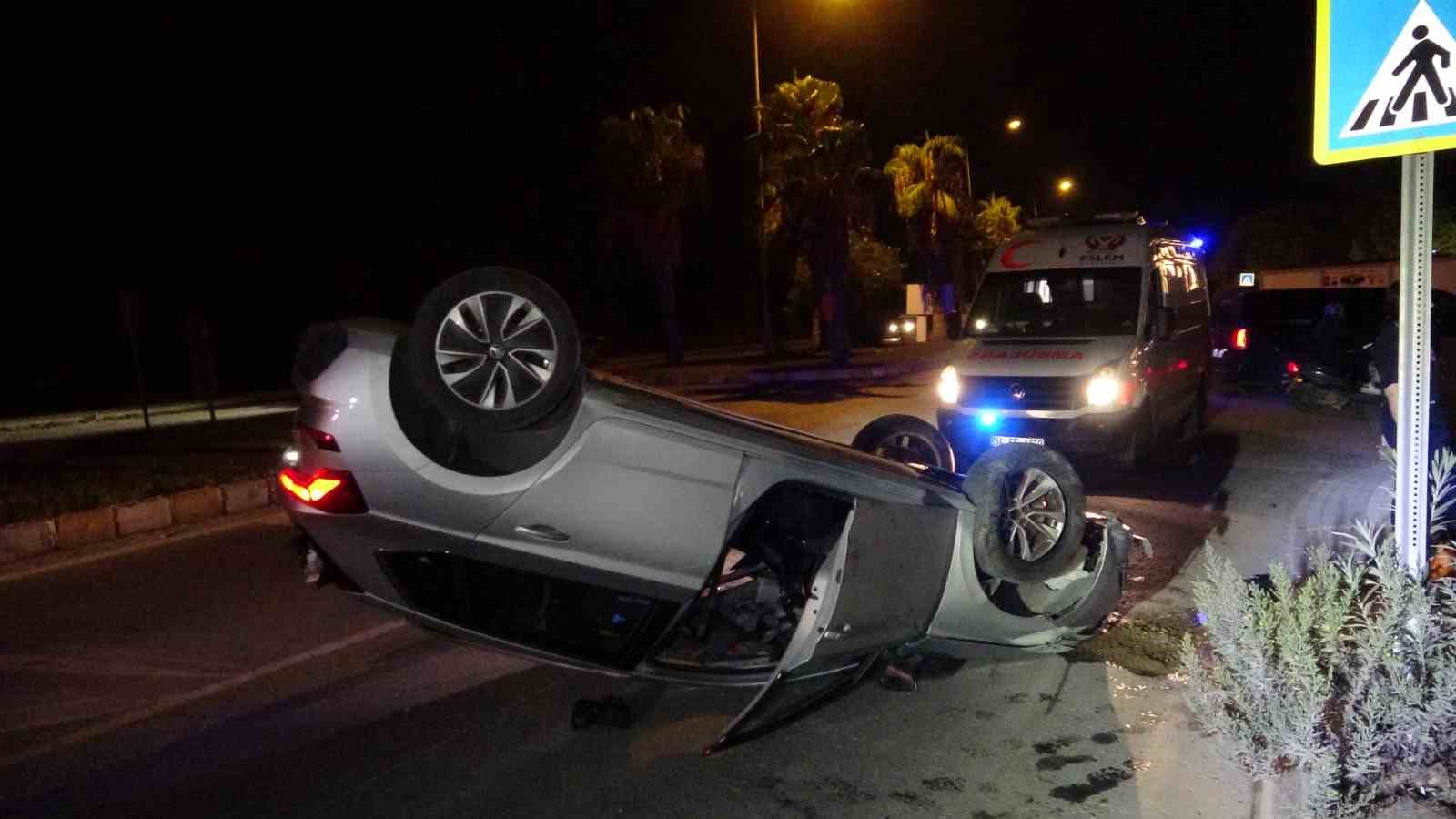 SİDE’DE KULLANDIĞI OTOMOBİL TAKLA ATTIKTAN SONRA OLAY YERİNDEN AYRILAN VE BİR SÜRE SONRA GERİ DÖNEN ARAÇ SÜRÜCÜSÜNÜN 262 PROMİL ALKOLLÜ OLDUĞU BELİRLENDİ. OTOMOBİL SÜRÜCÜSÜNE 5 YIL İÇİNDE İKİNCİ KEZ ALKOLLÜ ARAÇ KULLANIRKEN YAKALANDIĞI İÇİN 50 BİN TL PARA CEZASI UYGULANIRKEN SÜRÜCÜ BELGESİNE 2 YIL SÜREYLE EL KONULDU.