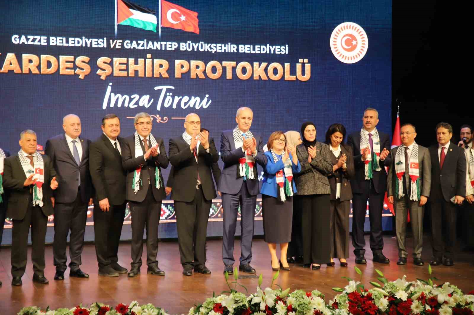 TBMM BAŞKANI NUMAN KURTULMUŞ, GAZZE BELEDİYESİ VE GAZİANTEP BÜYÜKŞEHİR BELEDİYESİ KARDEŞ ŞEHİR PROTOKOLÜ İMZA TÖRENİNE KATILDI