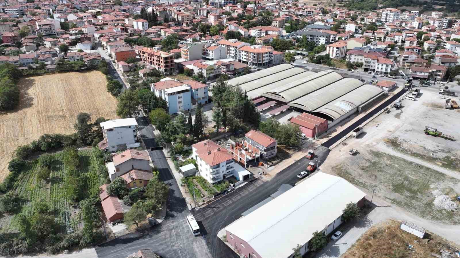 AHMET AKIN’DAN İVRİNDİ’NİN YOLLARINA MODERN DOKUNUŞ