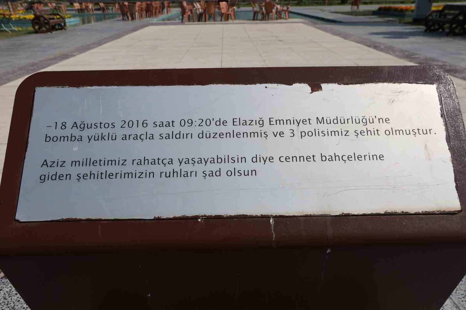 ELAZIĞ'DA TERÖR ÖRGÜTÜ PKK MENSUPLARI TARAFINDAN DÜZENLENEN VE 3 POLİSİN ŞEHİT OLDUĞU, 251 KİŞİNİN DE YARALANDIĞI ELAZIĞ İL EMNİYET MÜDÜRLÜĞÜNE YÖNELİK BOMBA YÜKLÜ ARAÇLA DÜZENLENEN SALDIRININ ÜZERİNDEN 10 YIL GEÇTİ. SALDIRIDA SAĞ GÖZÜNÜ KAYBEDEN POLİS GAZİSİ MURAT DEMİR, O ANLARI ANLATTI